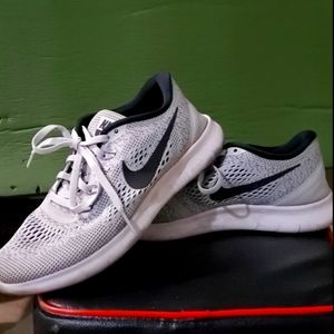 Nike tennis shoes